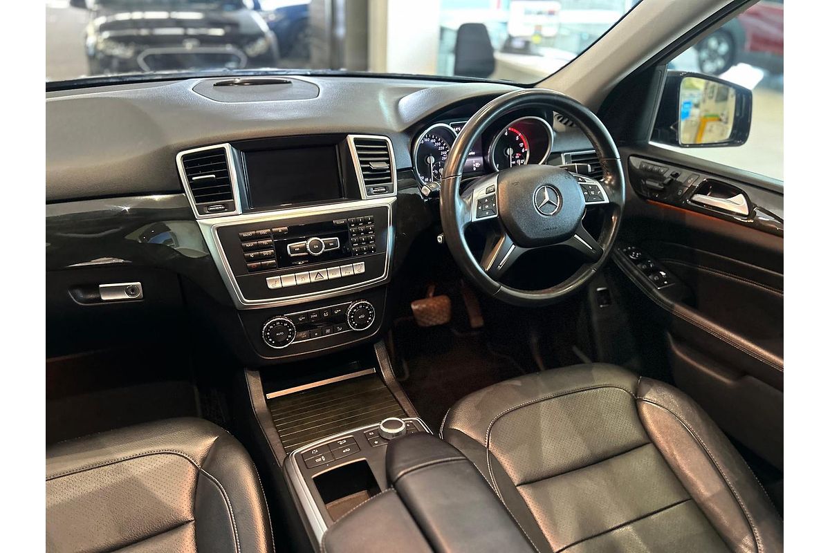 2015 Mercedes-Benz M-Class ML250 BlueTEC W166