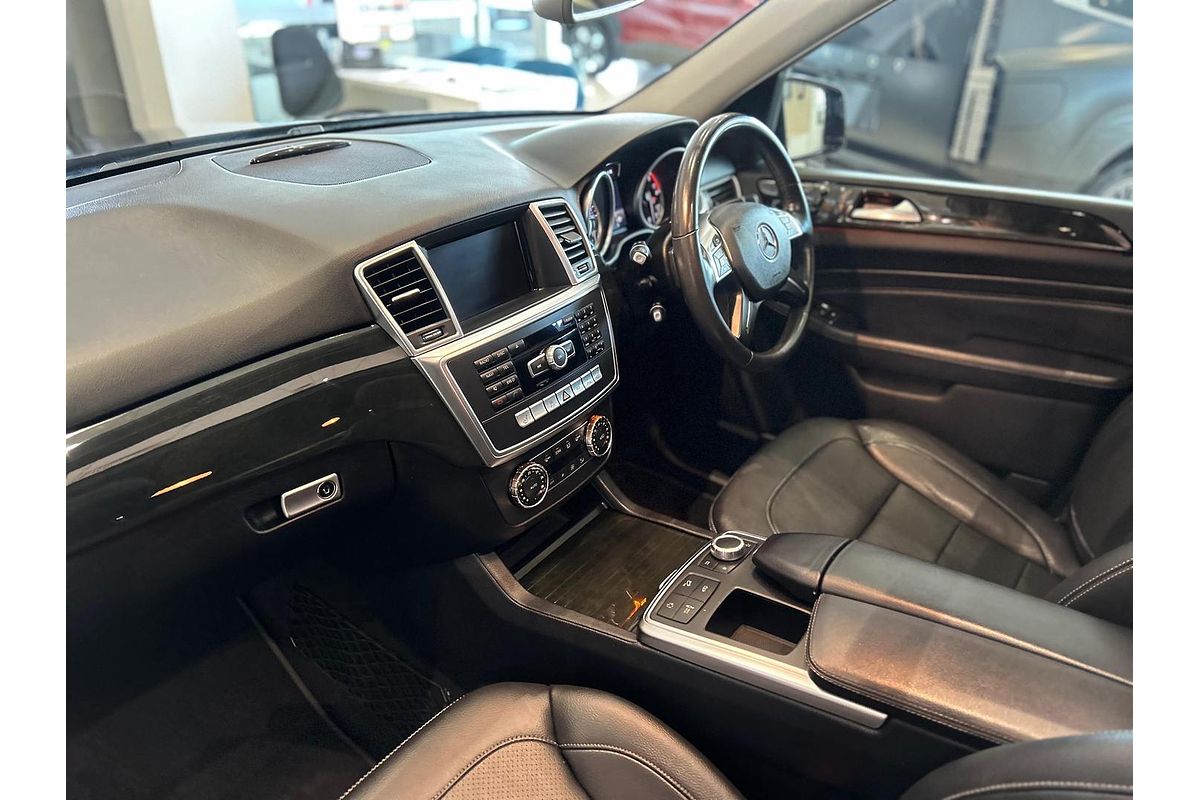 2015 Mercedes-Benz M-Class ML250 BlueTEC W166