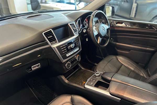 2015 Mercedes-Benz M-Class ML250 BlueTEC W166