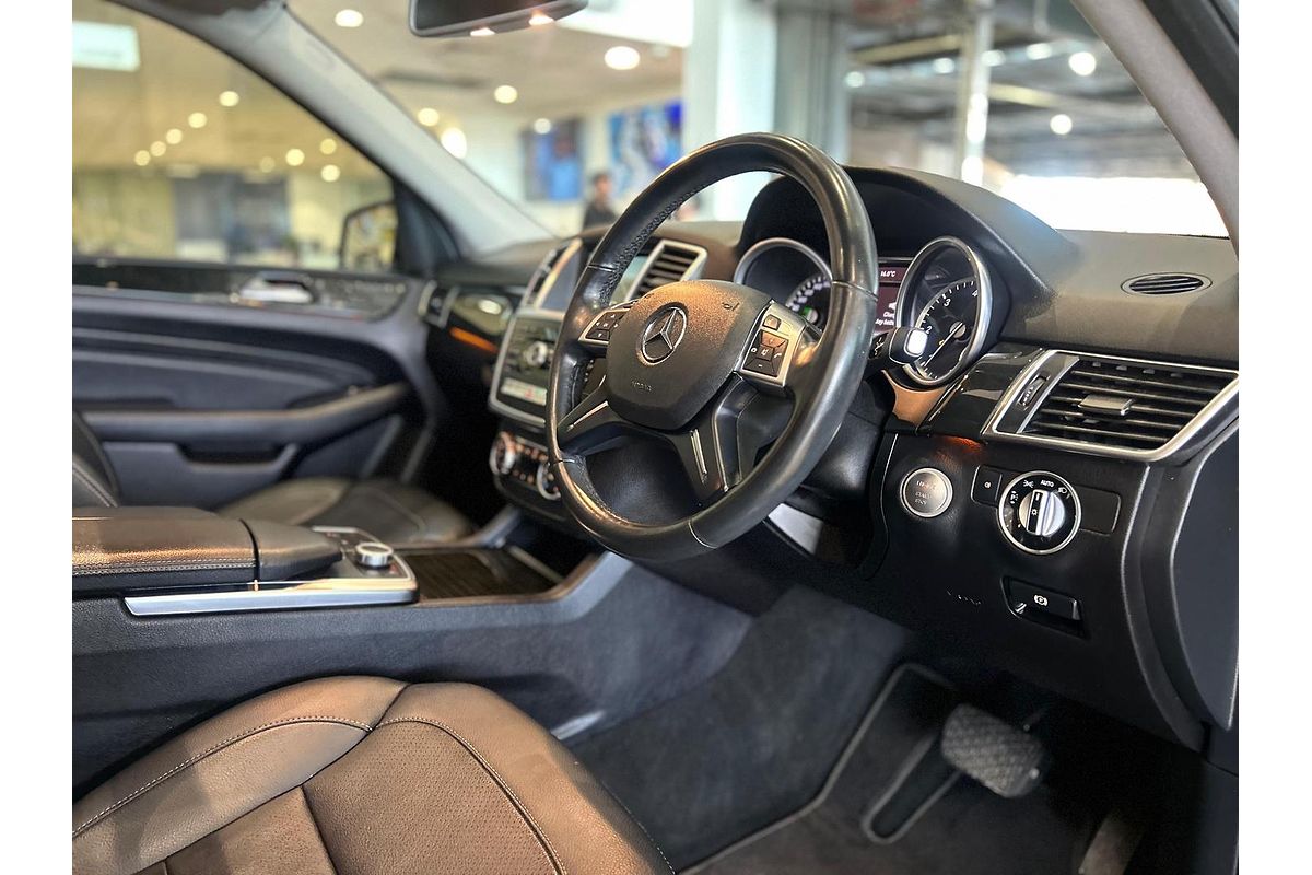 2015 Mercedes-Benz M-Class ML250 BlueTEC W166