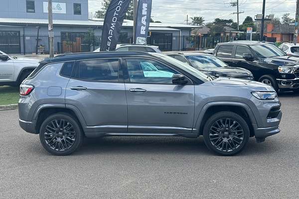 2023 Jeep Compass S-Limited M6
