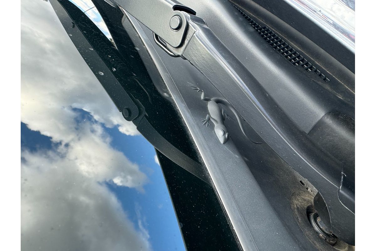 2023 Jeep Compass S-Limited M6