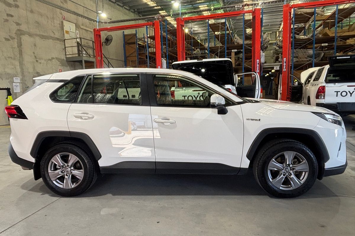 2024 Toyota RAV4 GX AXAH52R