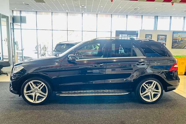 2015 Mercedes-Benz M-Class ML250 BlueTEC W166
