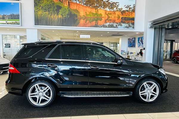 2015 Mercedes-Benz M-Class ML250 BlueTEC W166