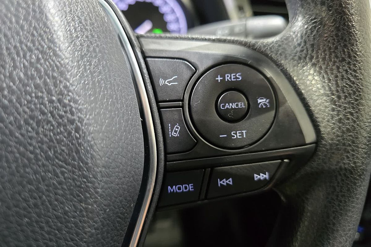 2019 Toyota Camry Ascent AXVH71R