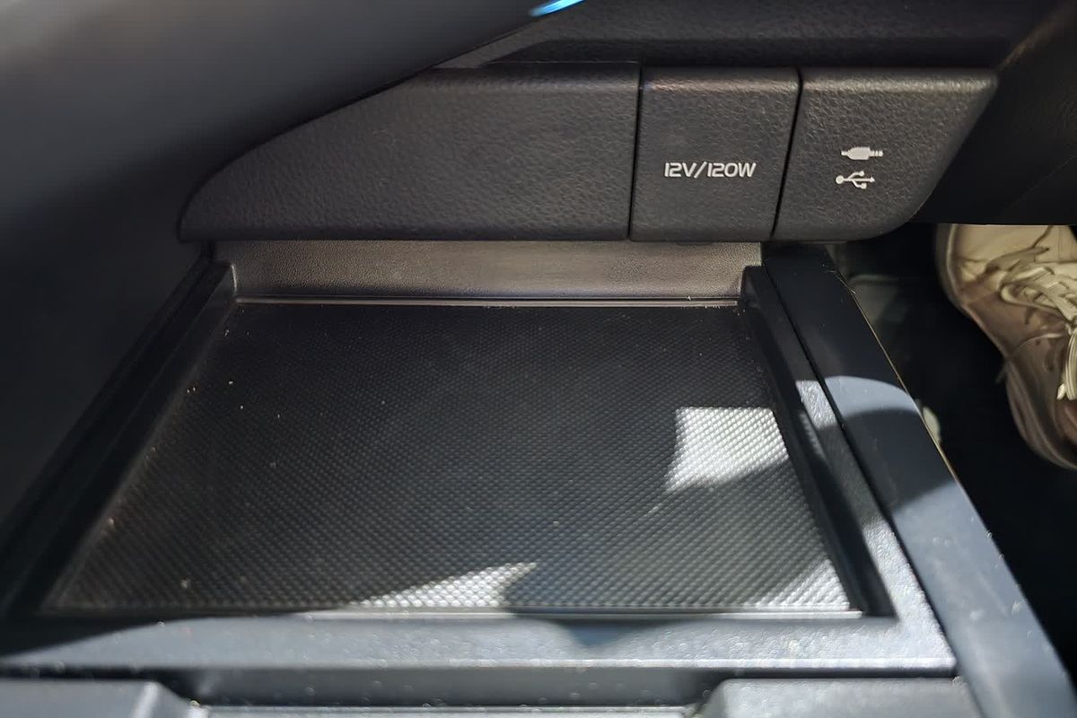 2019 Toyota Camry Ascent AXVH71R