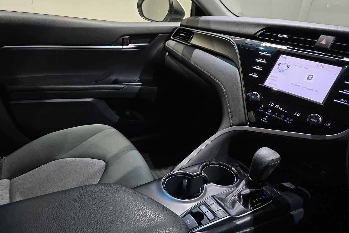 2019 Toyota Camry Ascent AXVH71R