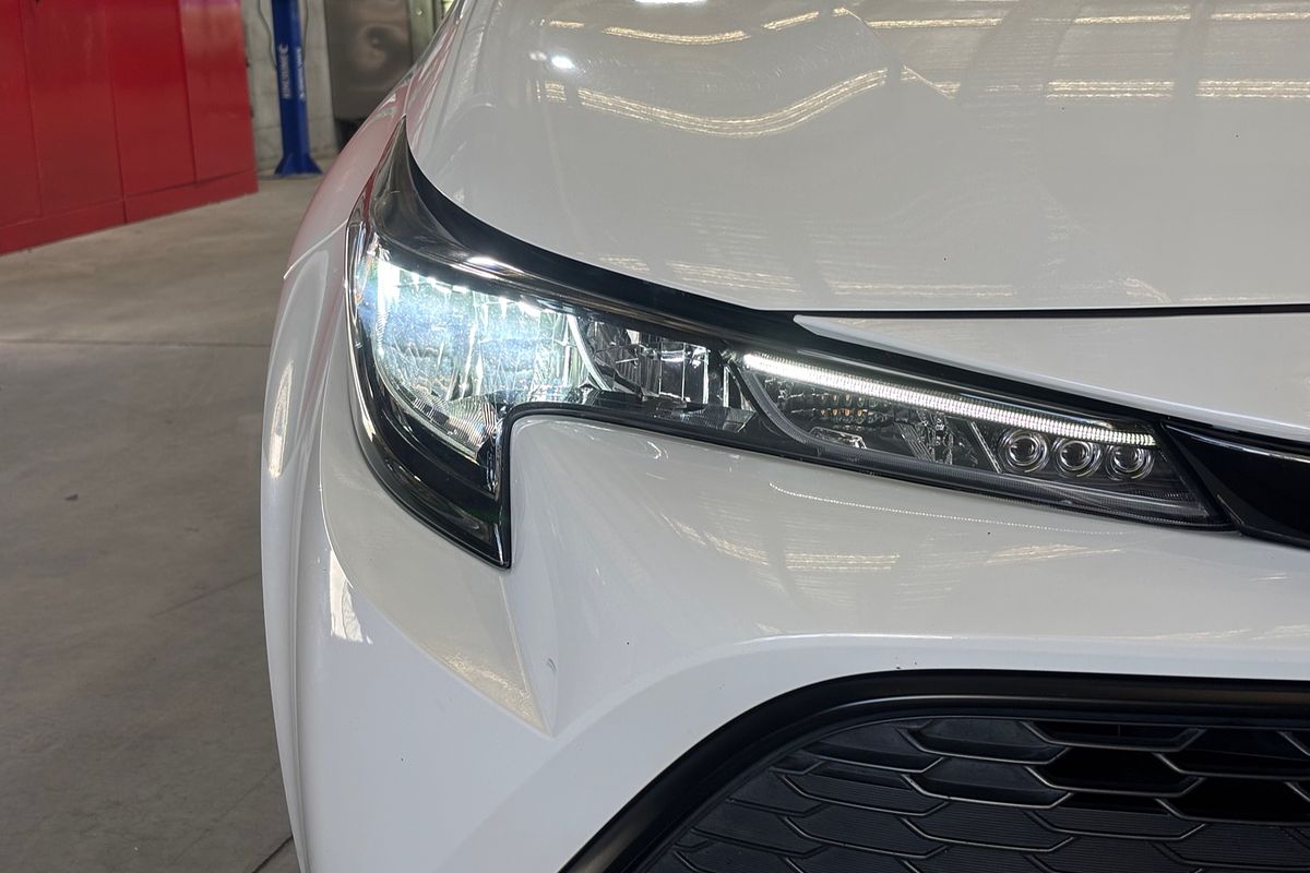 2021 Toyota Corolla Ascent Sport Hybrid ZWE211R