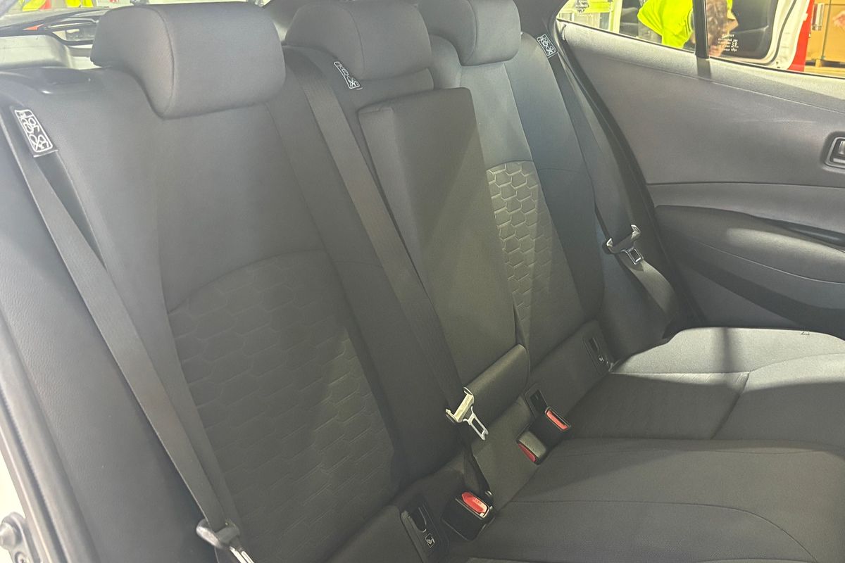 2021 Toyota Corolla Ascent Sport Hybrid ZWE211R