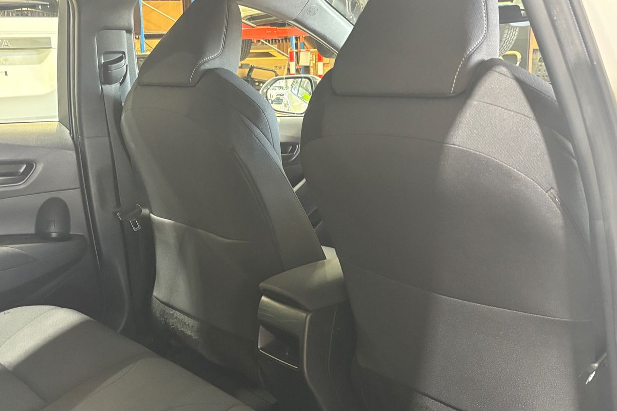 2021 Toyota Corolla Ascent Sport Hybrid ZWE211R