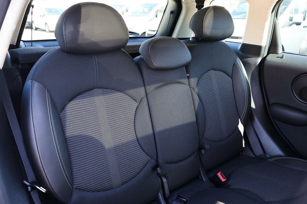 2016 MINI Countryman Cooper R60