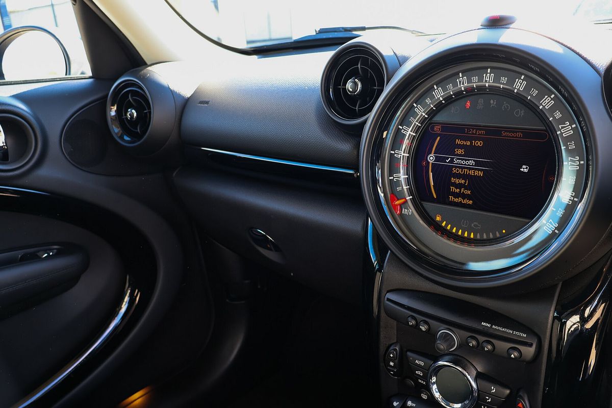 2016 MINI Countryman Cooper R60