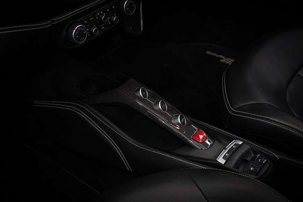2016 Ferrari 488 Spider F142