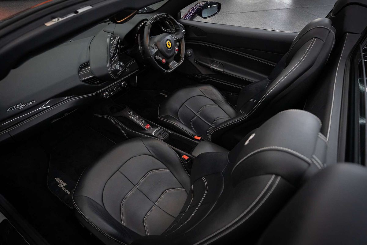 2016 Ferrari 488 Spider F142