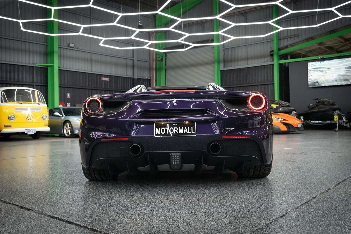 2016 Ferrari 488 Spider F142