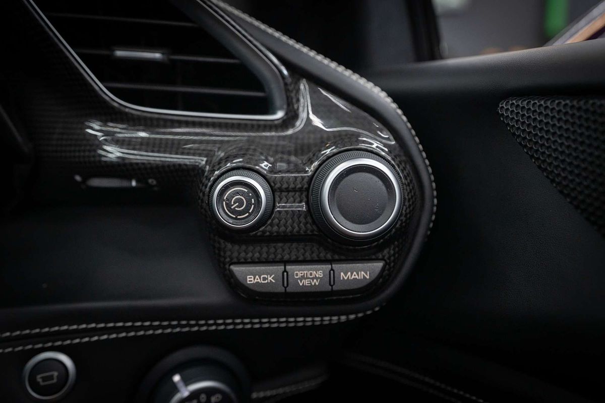 2016 Ferrari 488 Spider F142