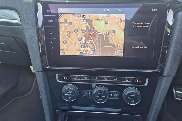 2017 Volkswagen Golf 110TSI Highline 7.5