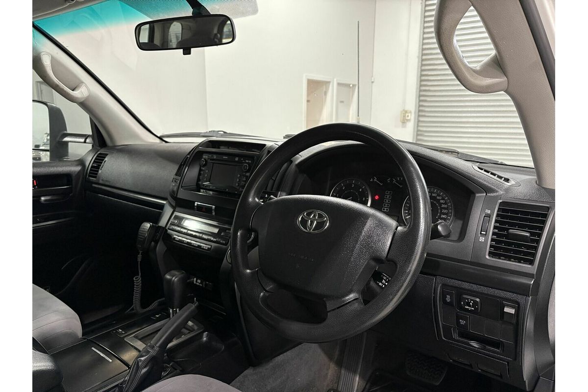 2009 Toyota Landcruiser GXL VDJ200R