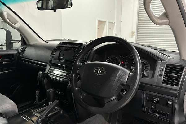 2009 Toyota Landcruiser GXL VDJ200R