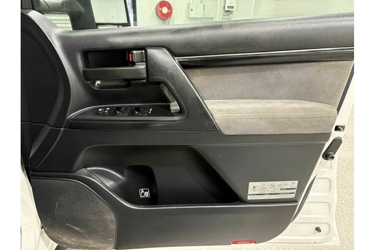 2009 Toyota Landcruiser GXL VDJ200R