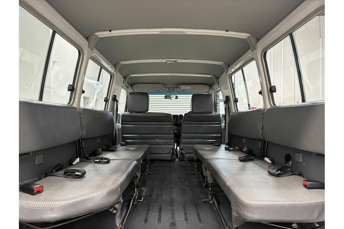 2014 Toyota Landcruiser Workmate Troopcarrier VDJ78R