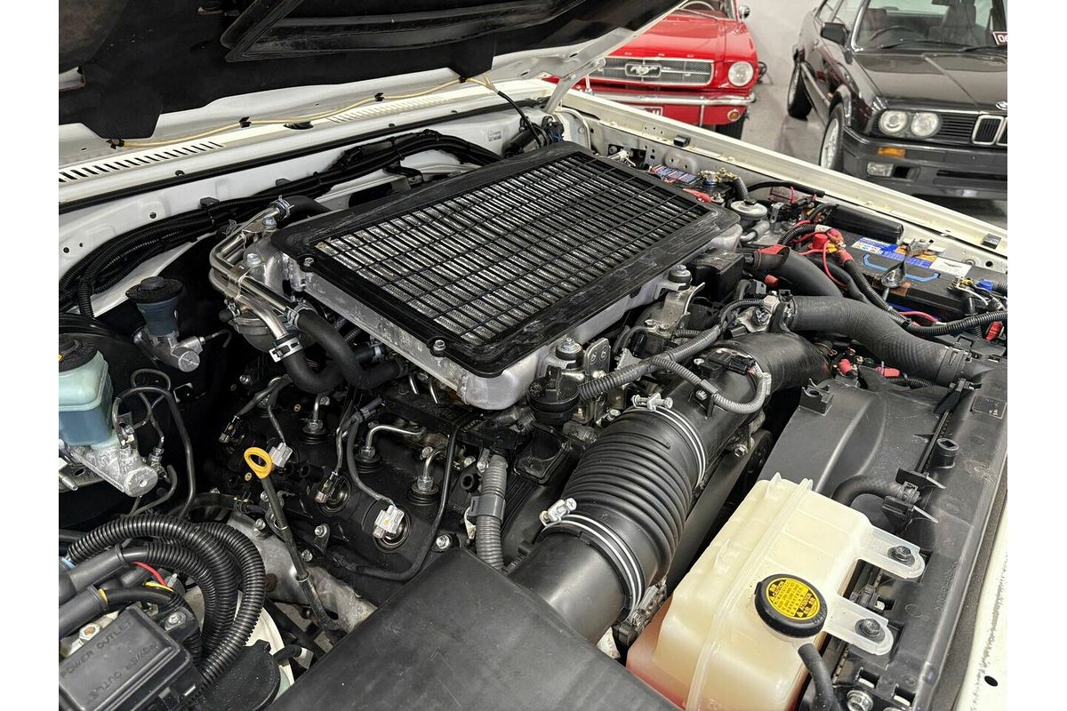 2014 Toyota Landcruiser Workmate Troopcarrier VDJ78R