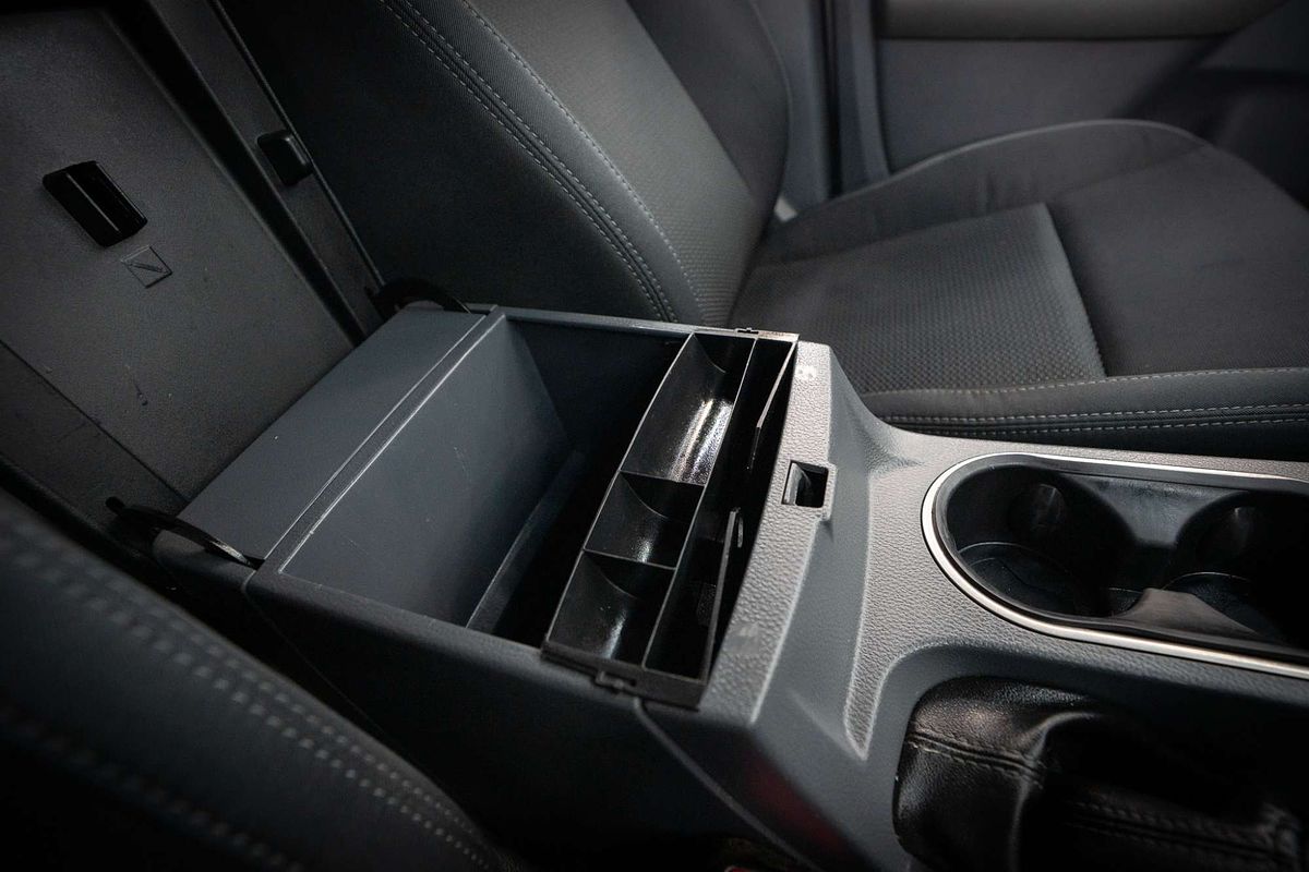 2015 Ford Everest Trend UA 3.2L
