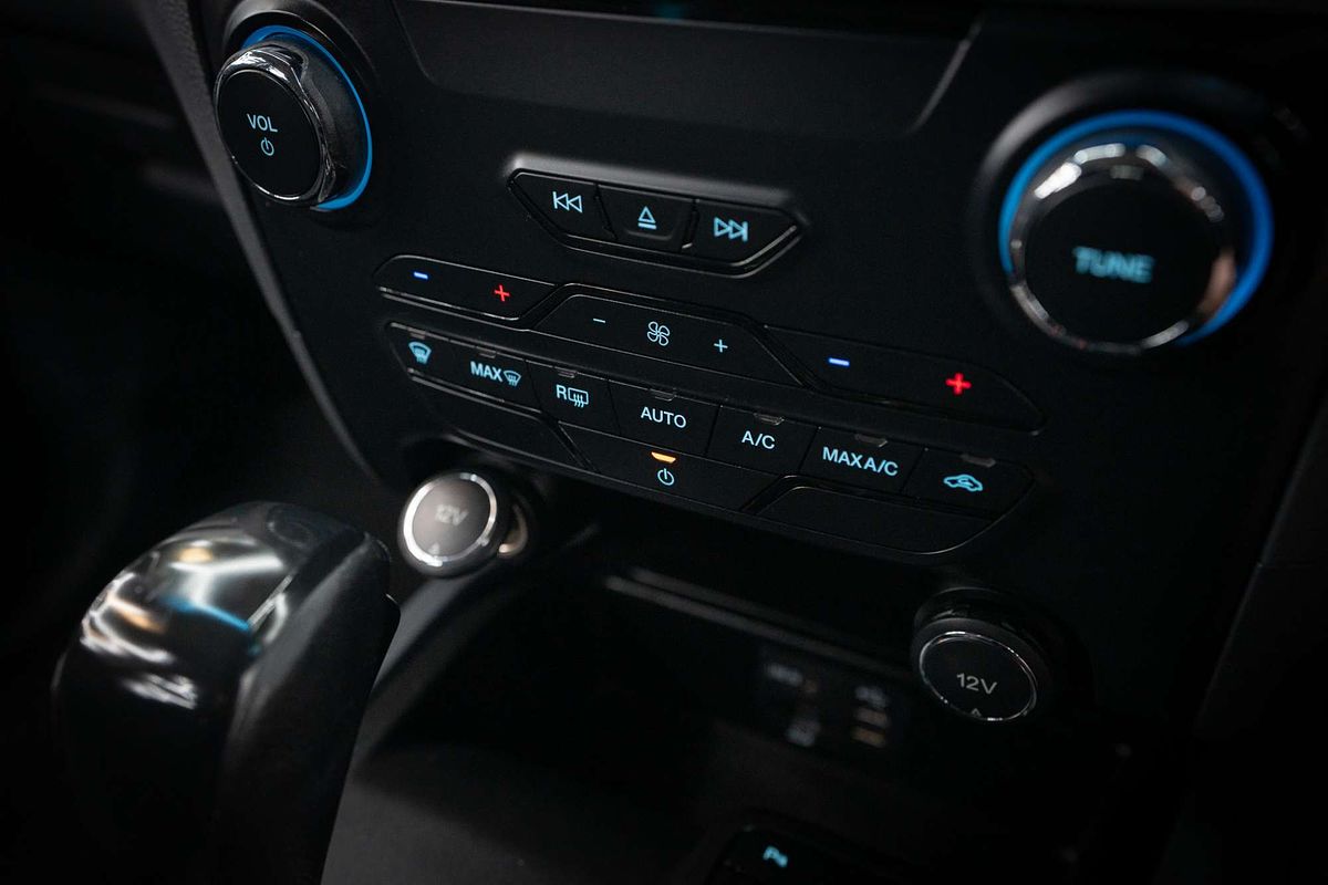 2015 Ford Everest Trend UA 3.2L