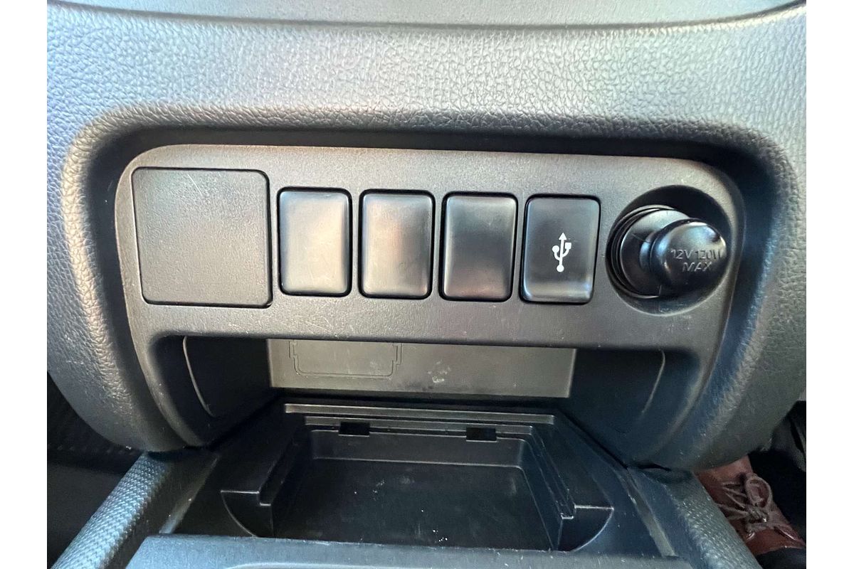2018 Mitsubishi Triton GLX MQ 4X4