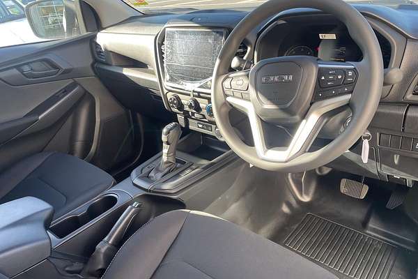 2025 Isuzu D-MAX SX 4X4