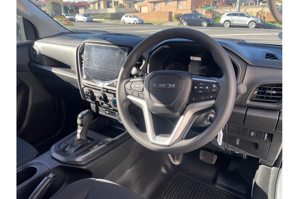 2025 Isuzu D-MAX SX 4X4
