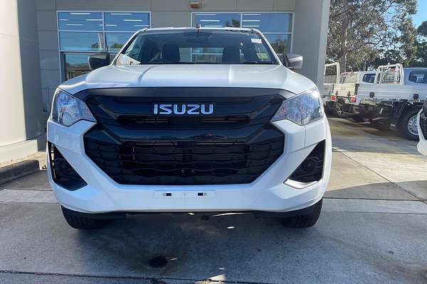 2025 Isuzu D-MAX SX 4X4