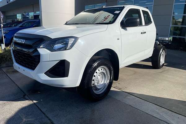 2025 Isuzu D-MAX SX 4X4