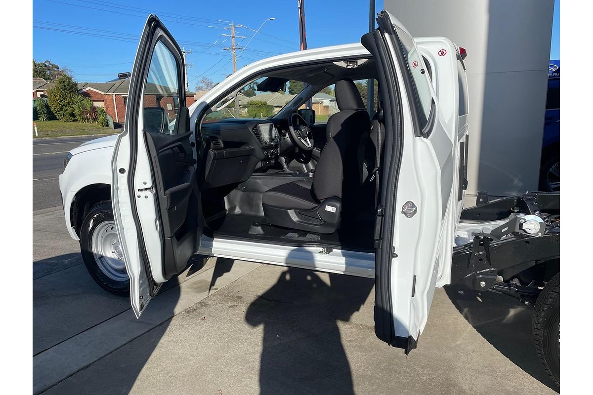 2025 Isuzu D-MAX SX 4X4