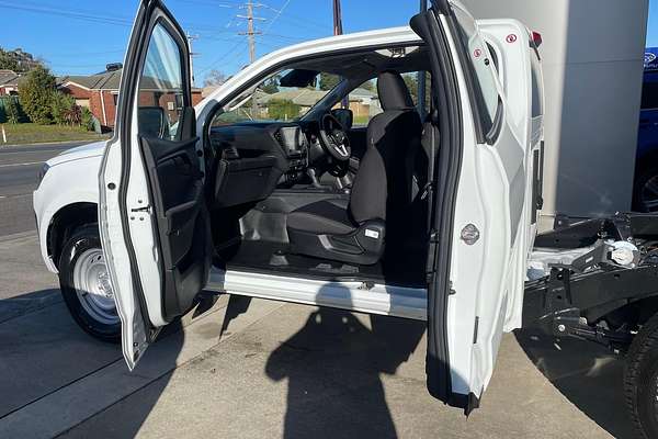 2025 Isuzu D-MAX SX 4X4