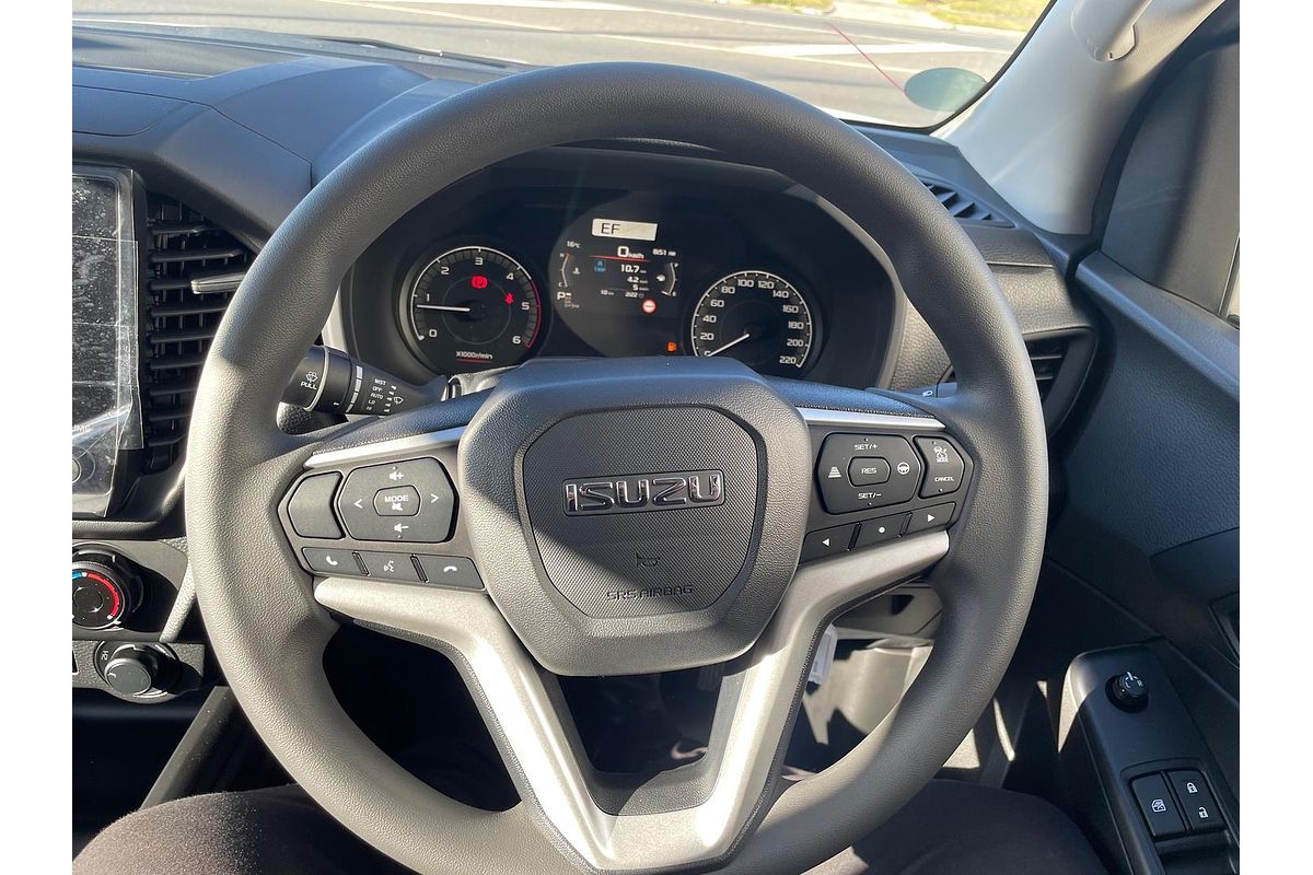 2025 Isuzu D-MAX SX 4X4