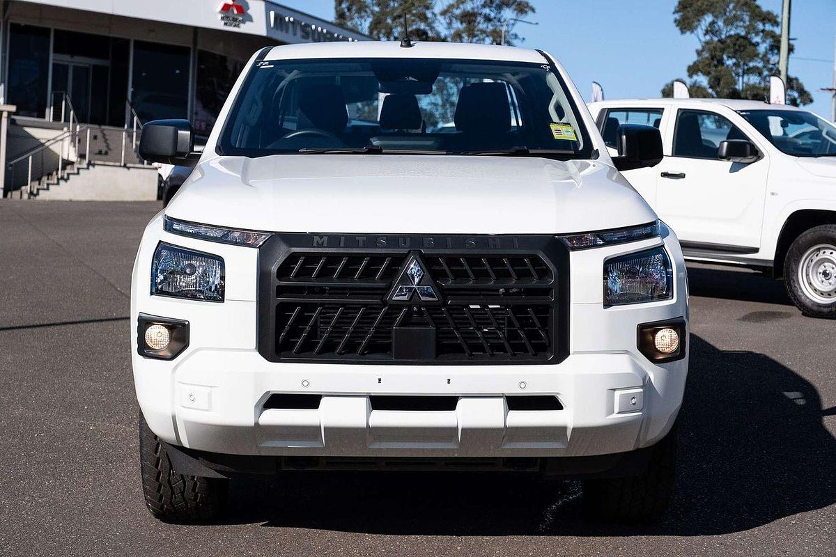 2024 Mitsubishi Triton GLX MV 4X4