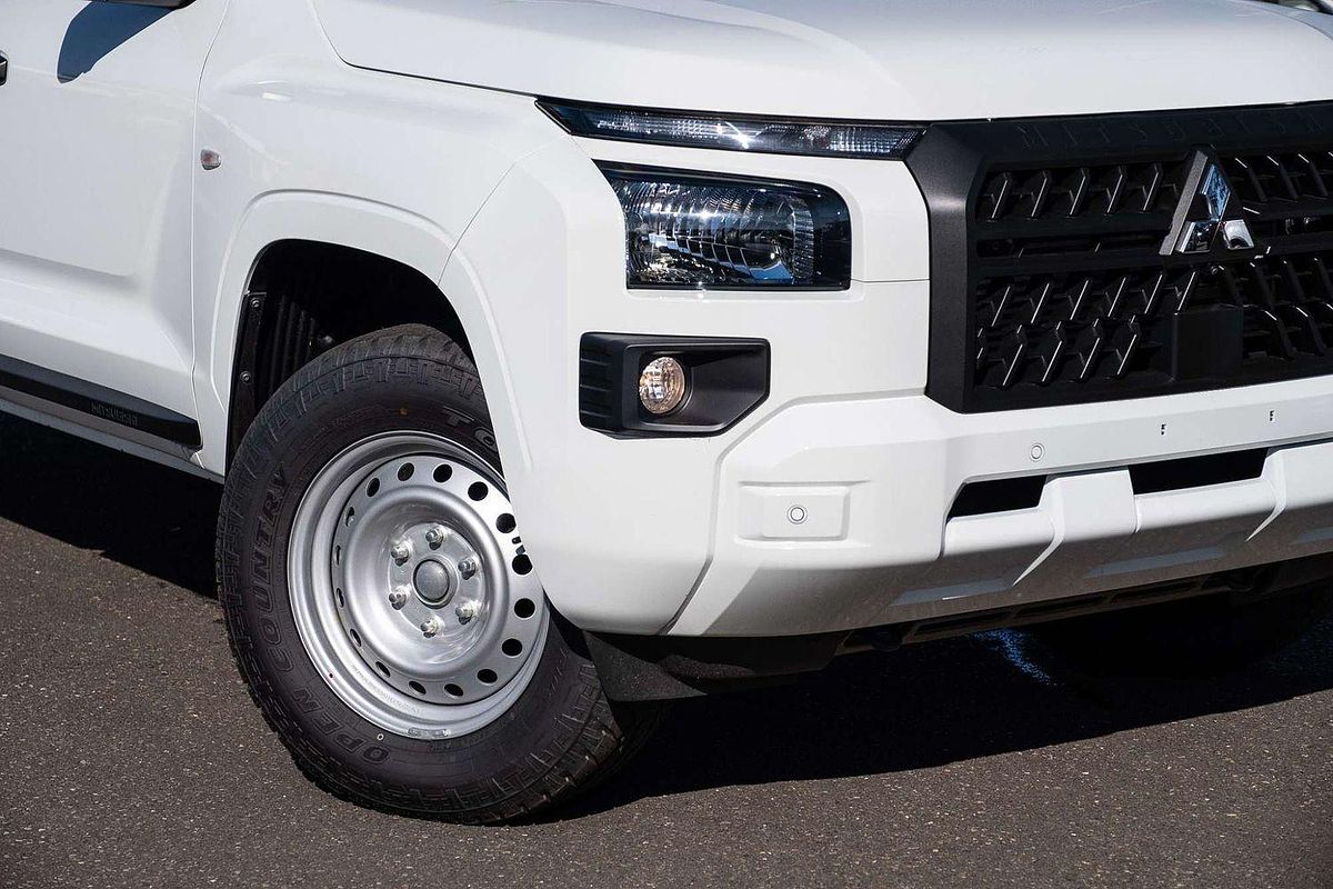 2024 Mitsubishi Triton GLX MV 4X4