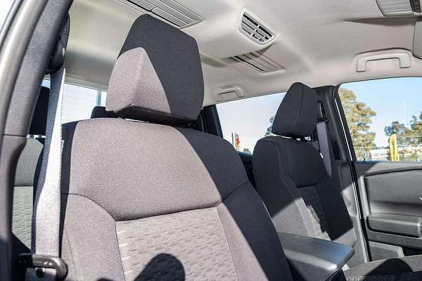 2024 Mitsubishi Triton GLX MV 4X4