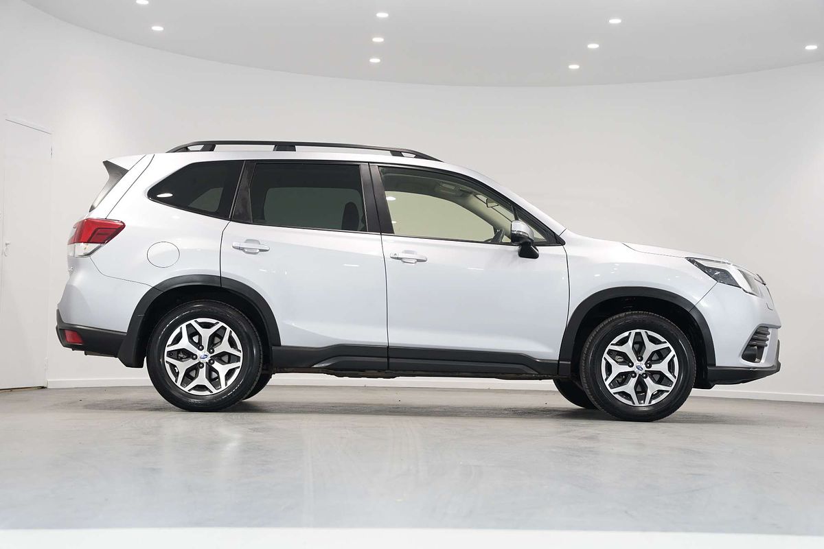 2023 Subaru Forester 2.5i S5