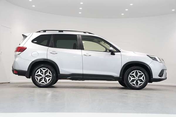2023 Subaru Forester 2.5i S5