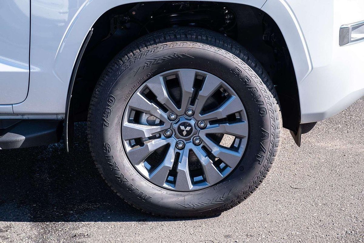2024 Mitsubishi Triton GLS MV 4X4