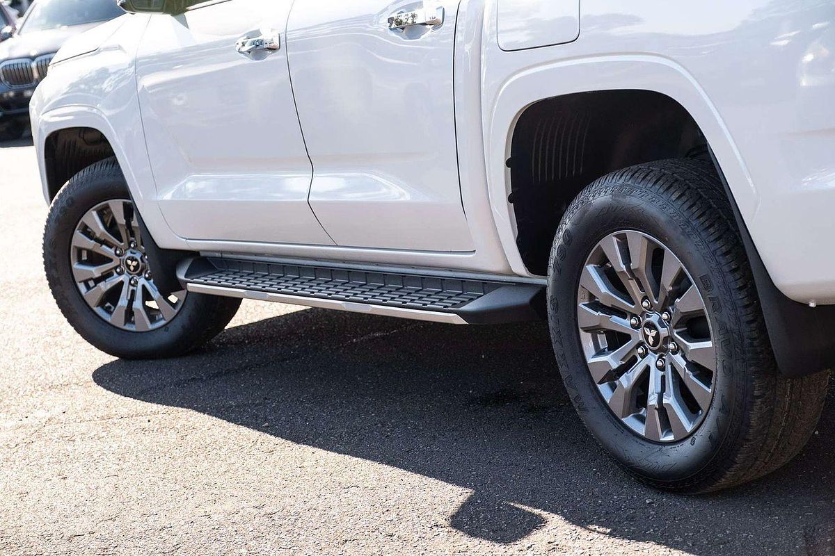 2024 Mitsubishi Triton GLS MV 4X4