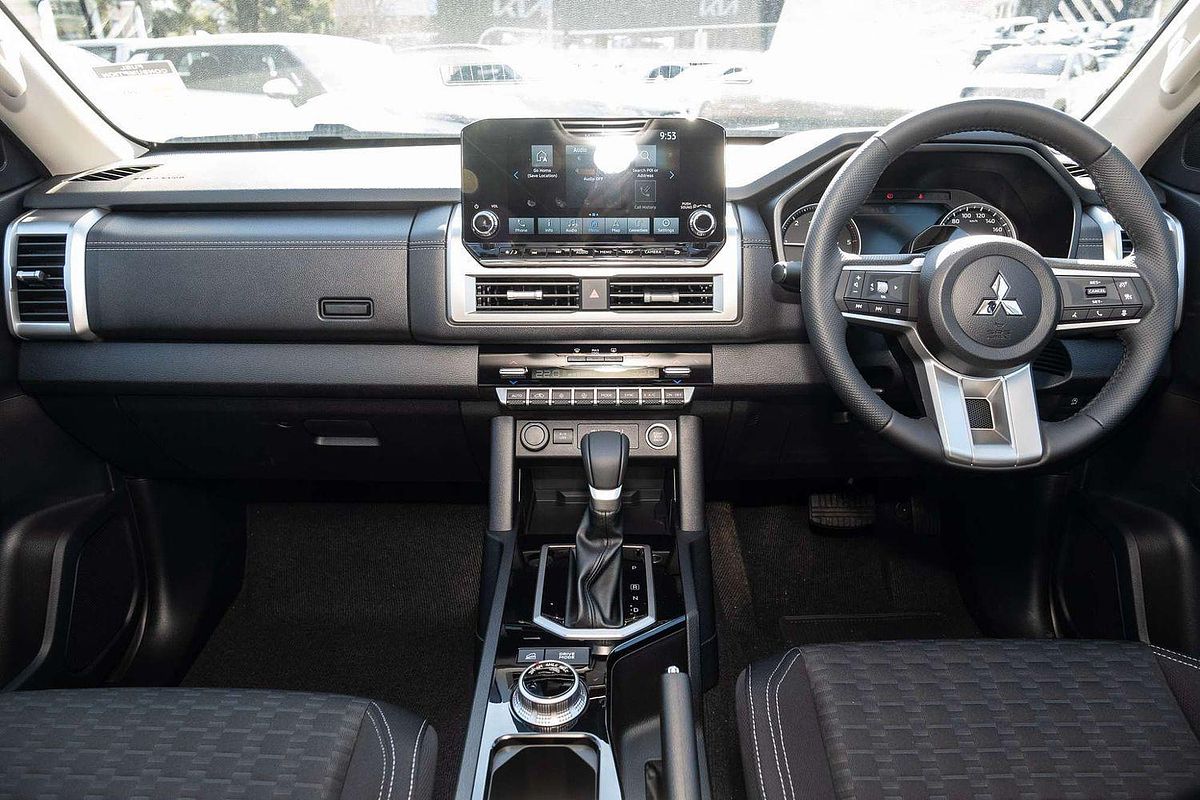 2024 Mitsubishi Triton GLS MV 4X4