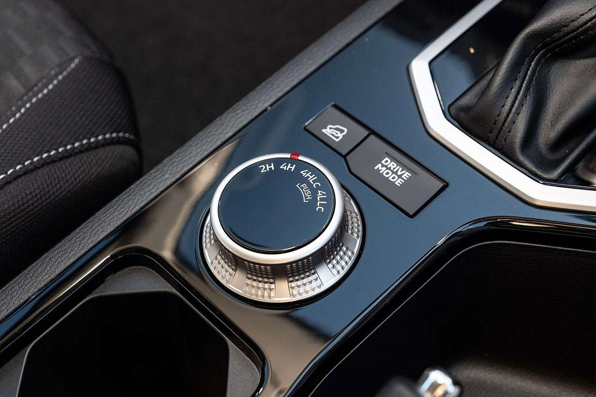2024 Mitsubishi Triton GLS MV 4X4
