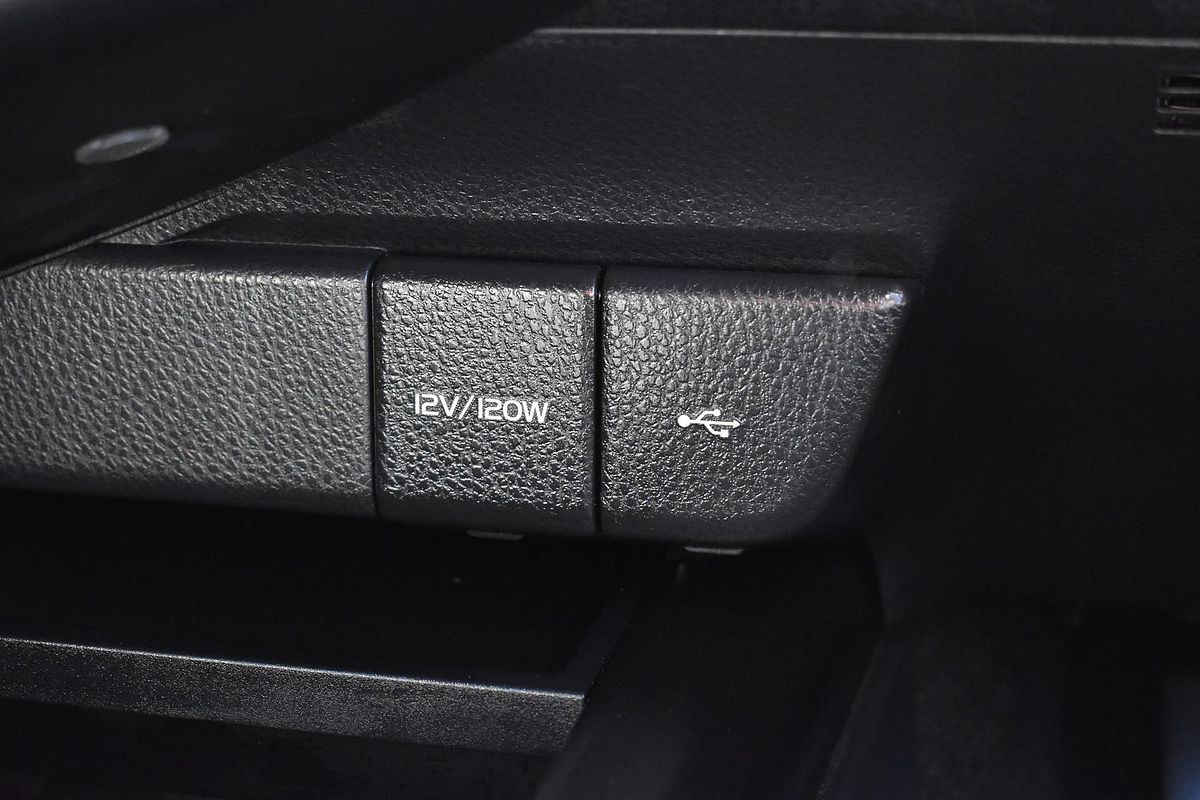 2024 Toyota Camry Ascent AXVH70R