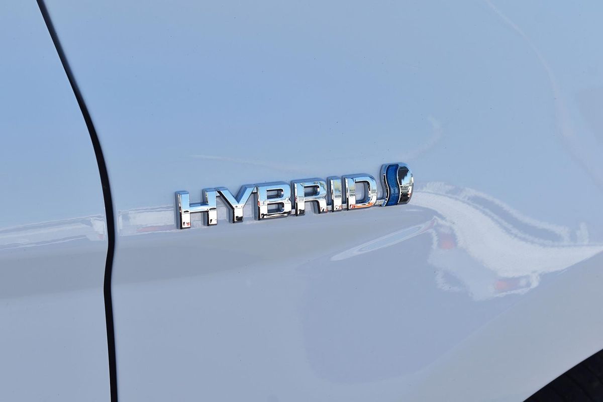 2024 Toyota Camry Ascent AXVH70R