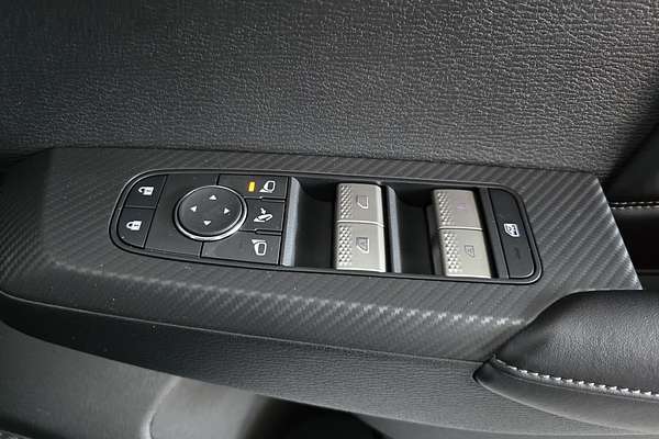 2025 Mitsubishi Outlander Exceed ZM