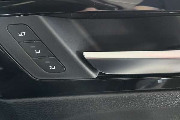 2025 Mitsubishi Outlander Exceed ZM